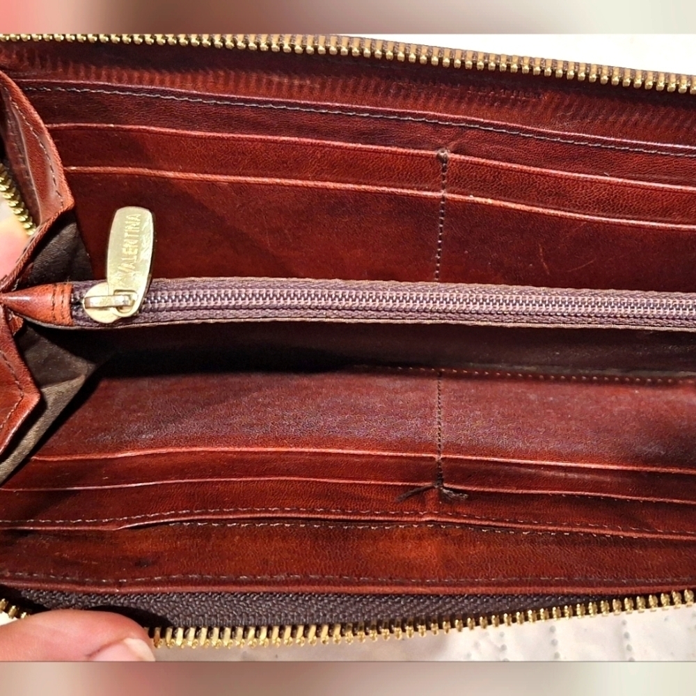 Valentina Genuine Leather Wallet - Picture 5 of 10